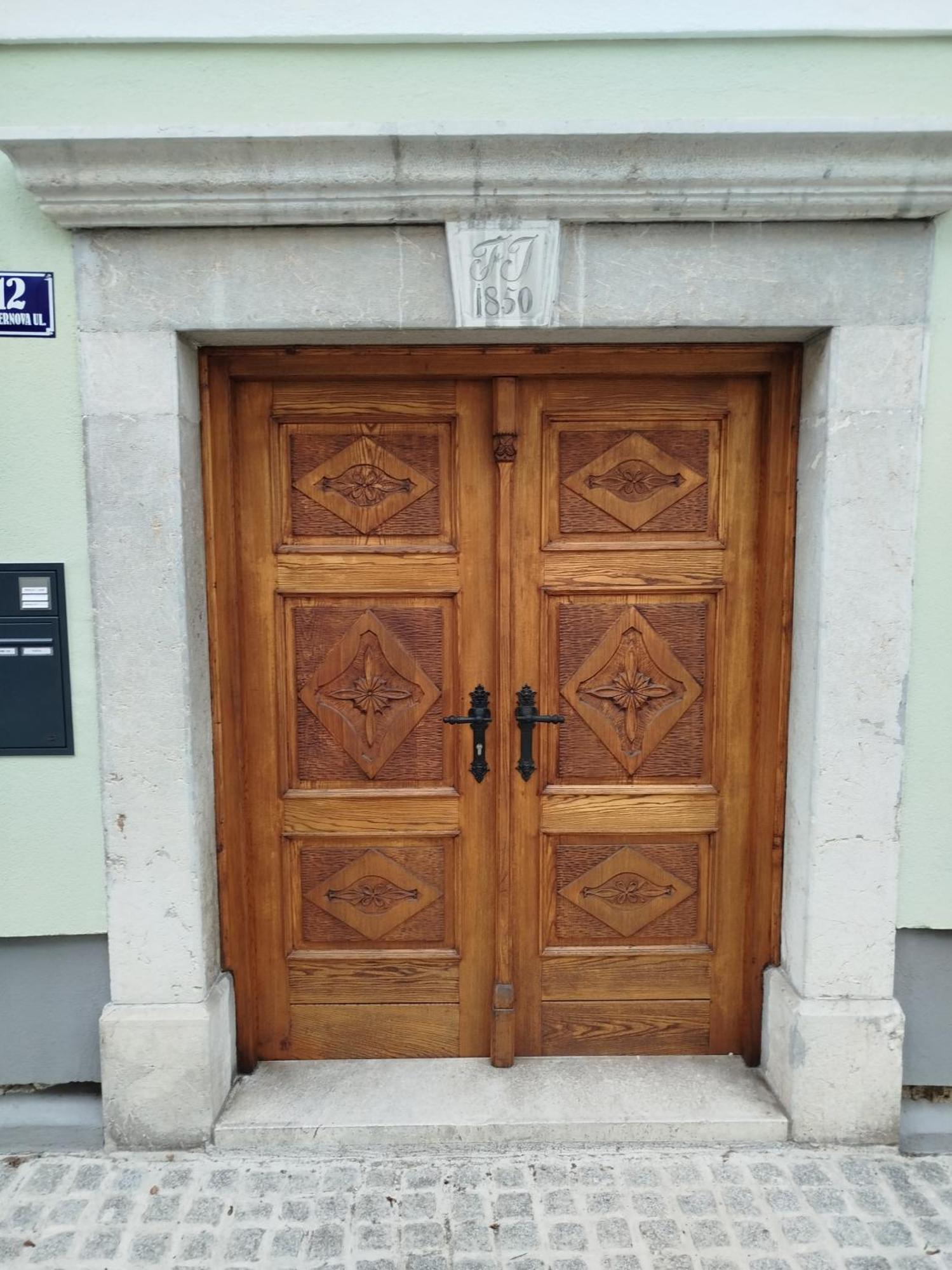 Apartma Mamut 1850 Kamnik Extérieur photo